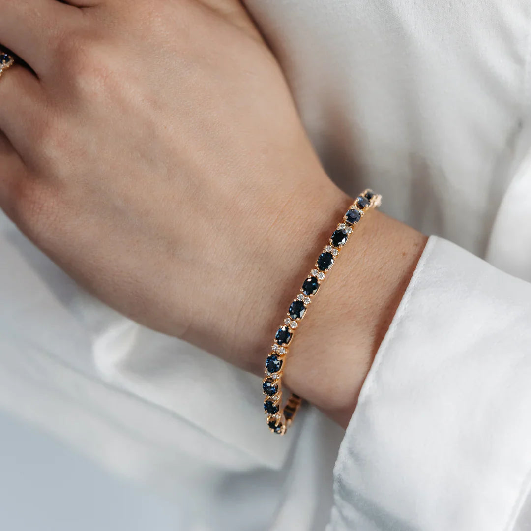 Why Black Diamond Bracelets Are the Ultimate Choice for Effortless Glamour