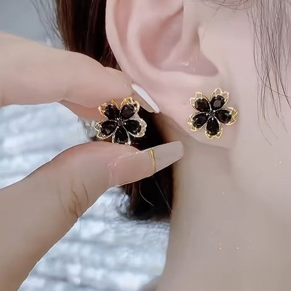 moissanite Black Floral Stud Earrings