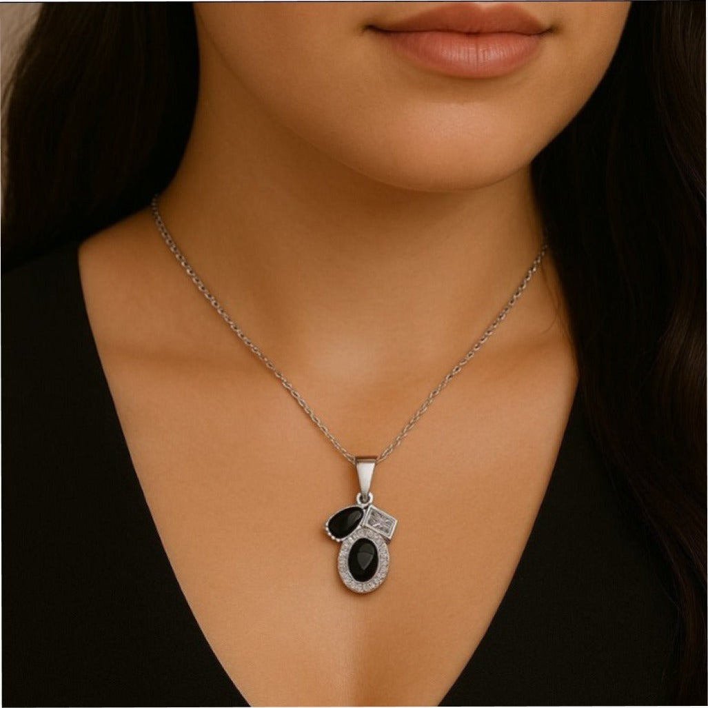 Textured black moissanite dimond pendent