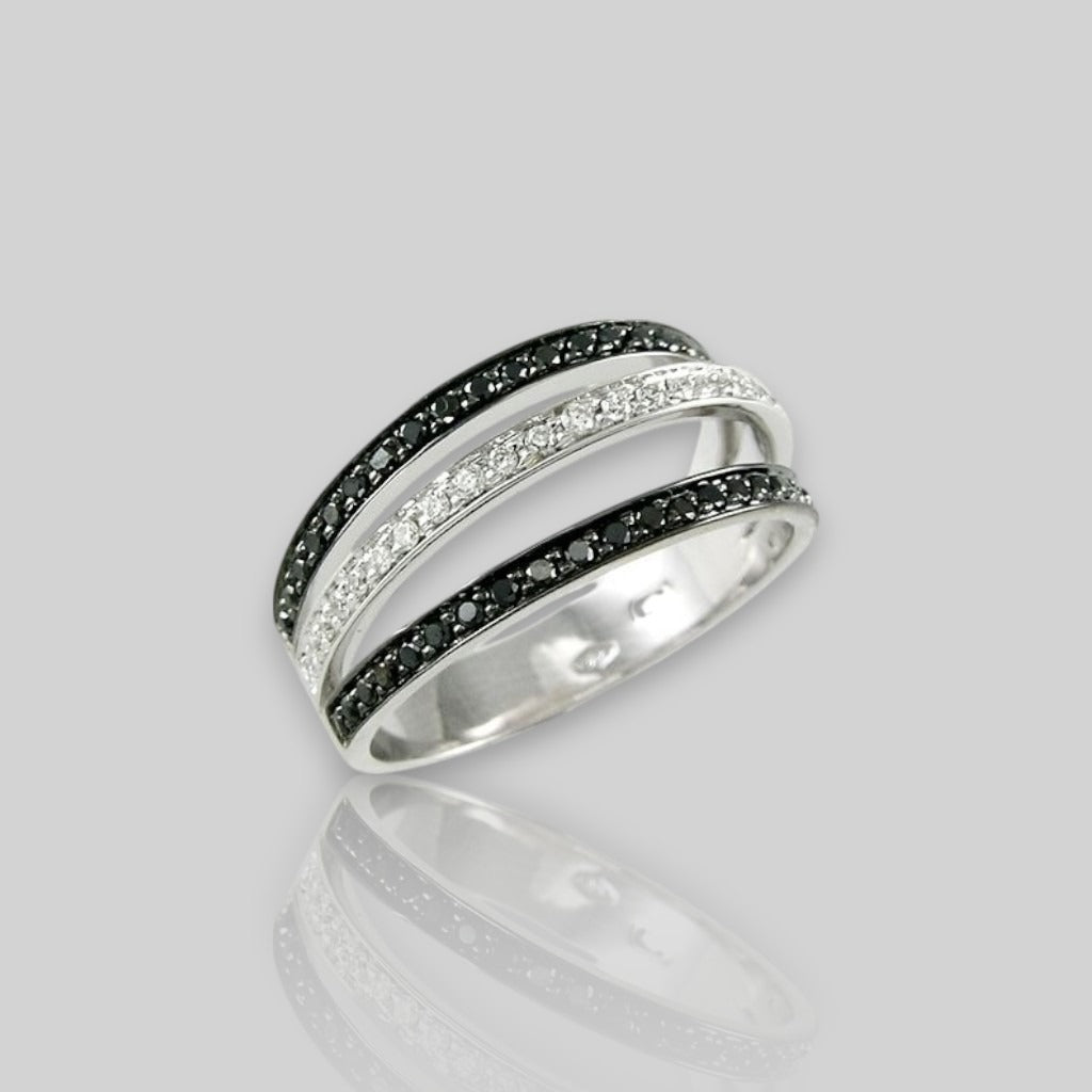 Triple black moissanite dimond ring