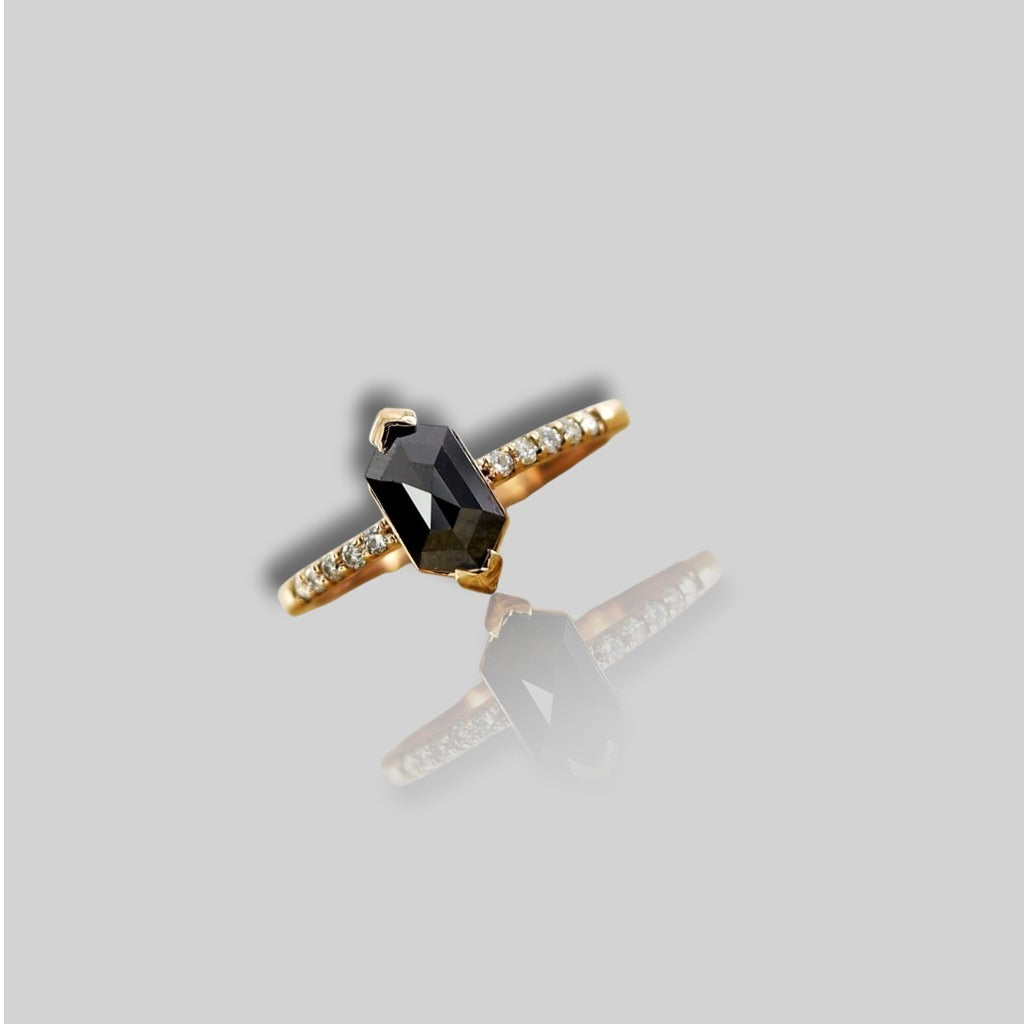 Emerald-Cut moissanite Black Diamond Gold Ring