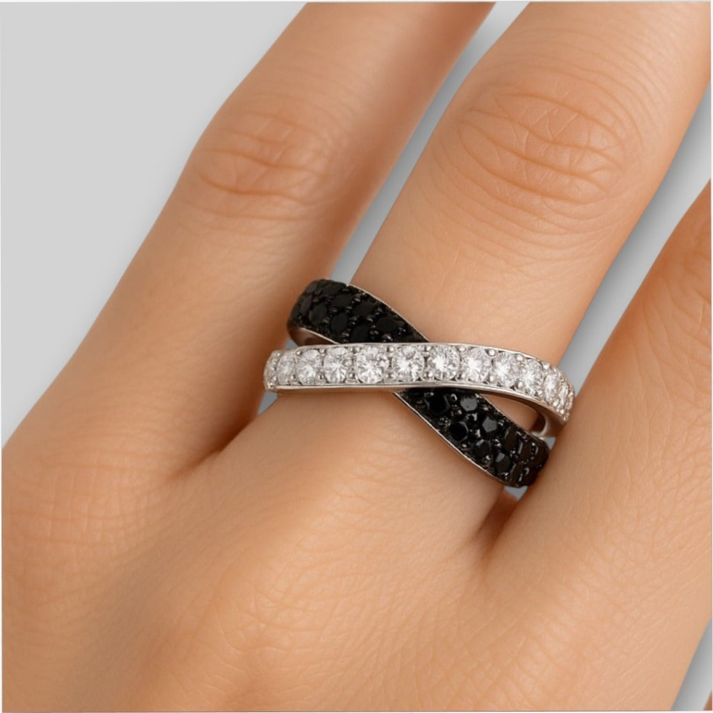 Cress-Cross black and white moissanite dimond bands